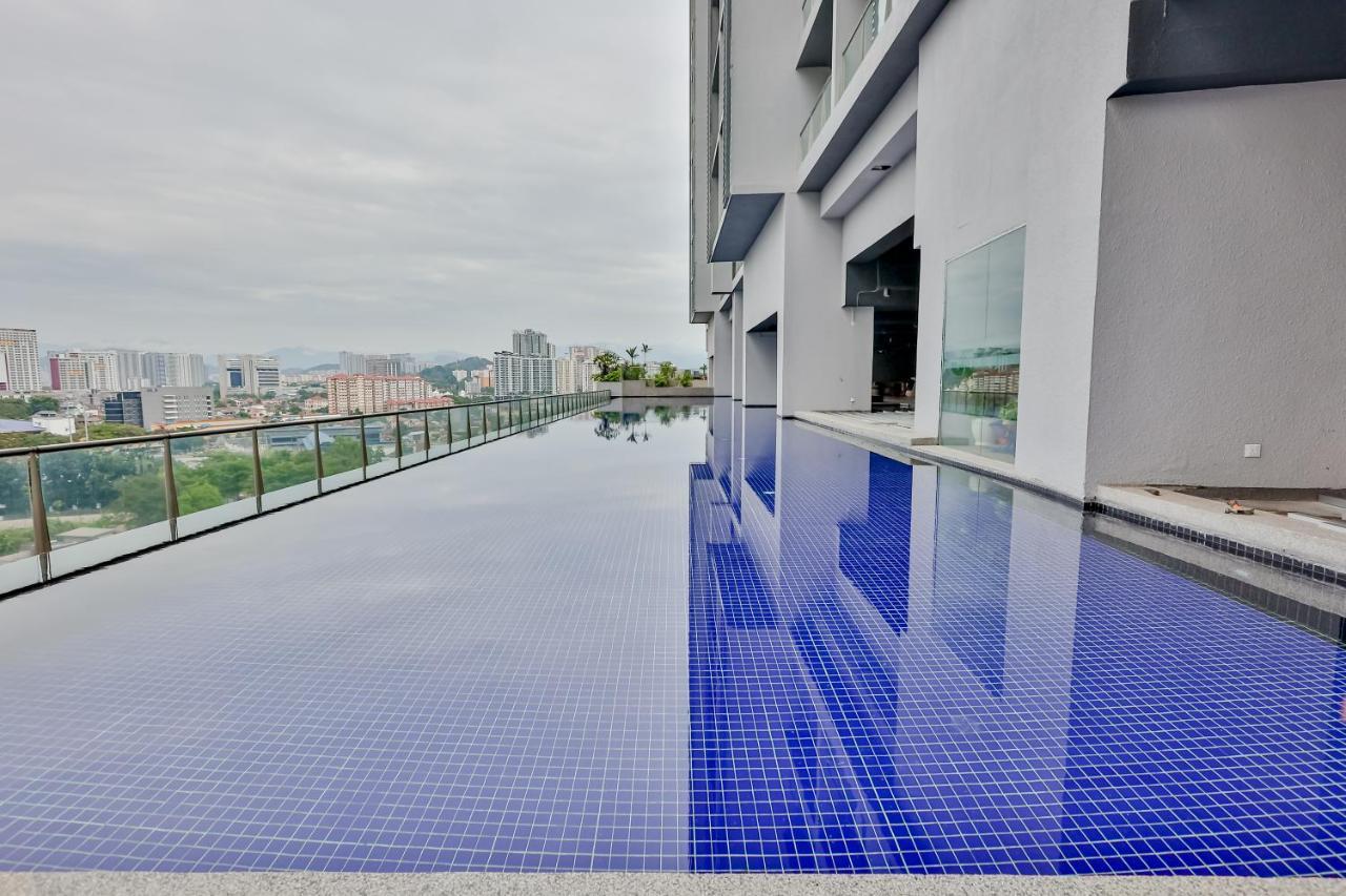 Rex Ollie @ Myhabitat Apartemen